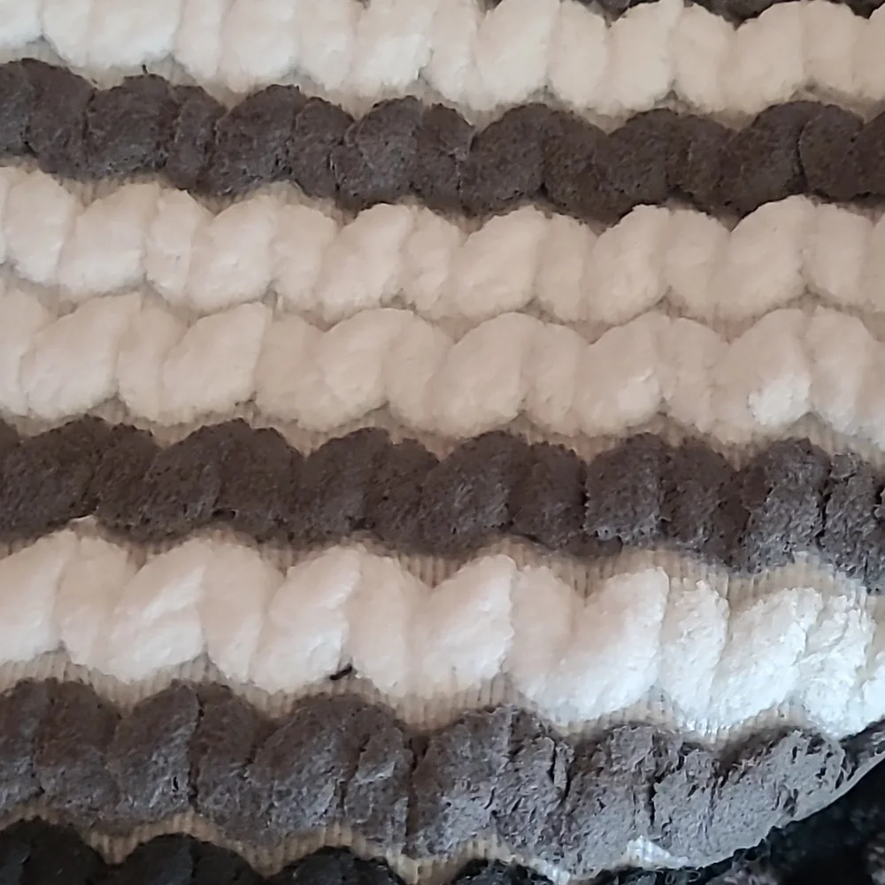 Style Sanctuary Bath Rug Set - Picture 10 of 11
